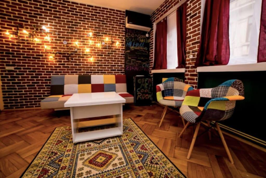 Appartamento Studio Steampunk In Centru Bucarest